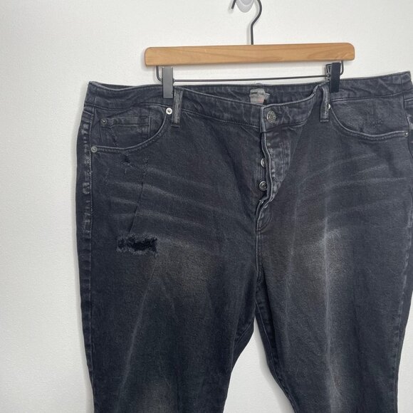 Torrid Black Denim Crop Boyfriend Jean Plus Size 24‎ - Picture 2 of 6